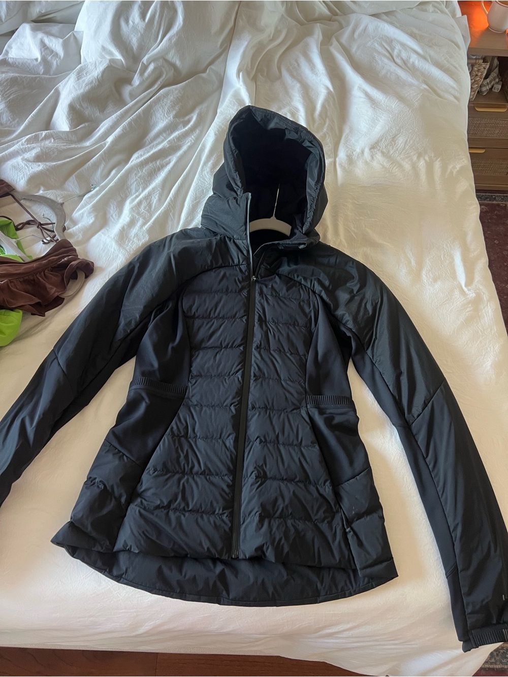 Lululemon Women's Black Quilted Hooded Jacket